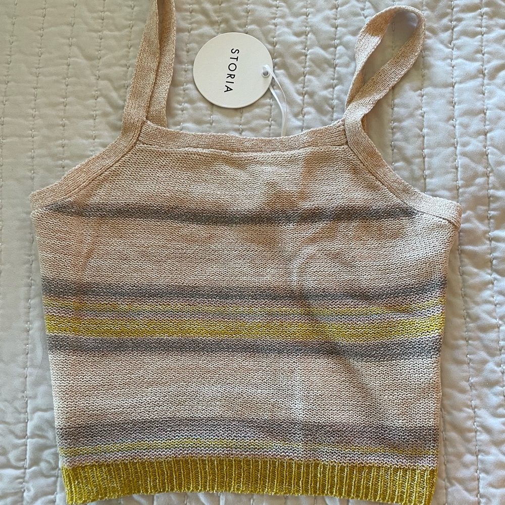 NWT crop sweater tank